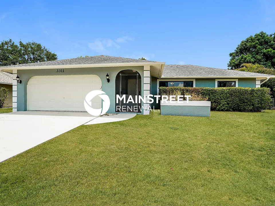 3311 SE Santa Barbara Pl