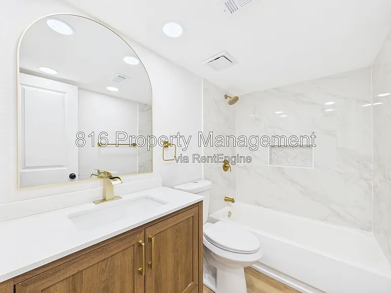 9524 Manning Ave — Photo 29