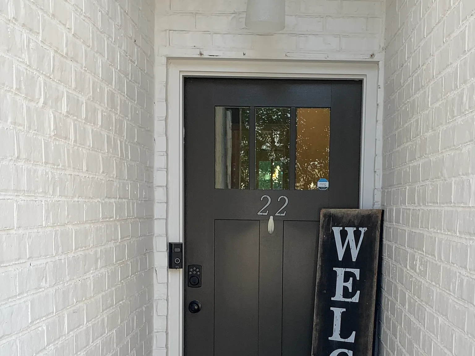 3 bed, 2.5 bath, 1774 sqft, $2,000 — Photo 1