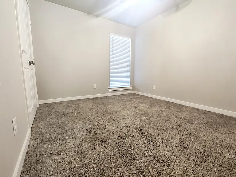 3213 Venita Ave — Photo 6