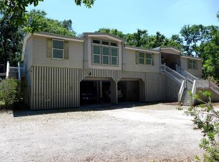 8682 Palmetto Rd, Edisto Island, SC 29438