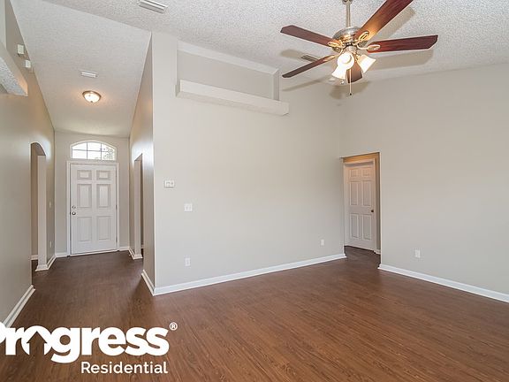 2nd image of 3752 Arava Dr
