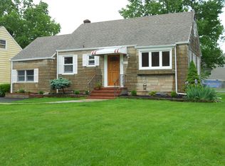 37 Prescott Turn, Clark, NJ 07066