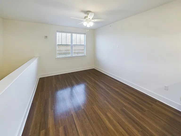 575 Quinn Ln #16-204 — Photo 2