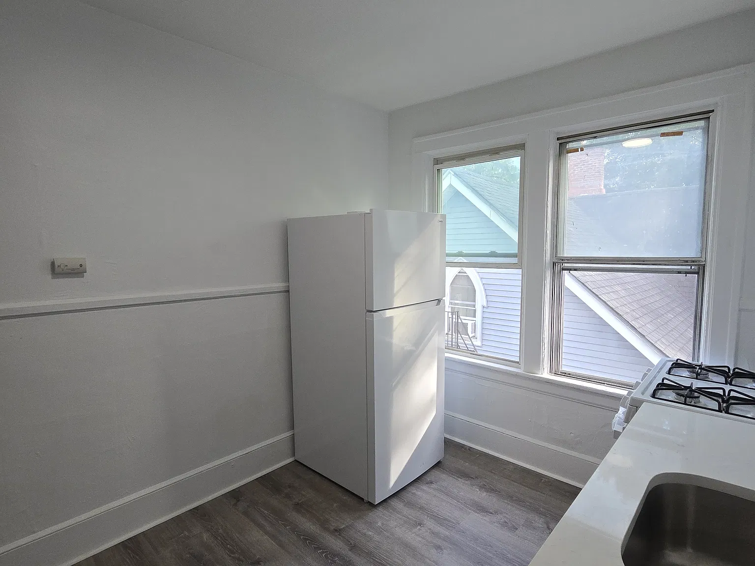 101 S Hamilton St — Photo 2