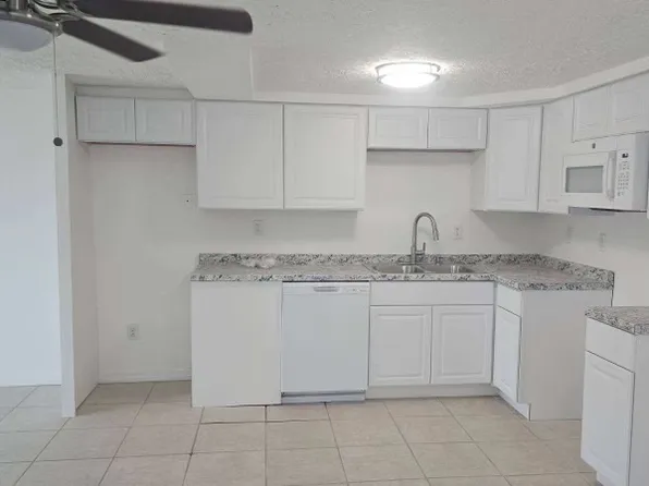9815 Hidden Ln APT 1, Port Richey, FL 34668