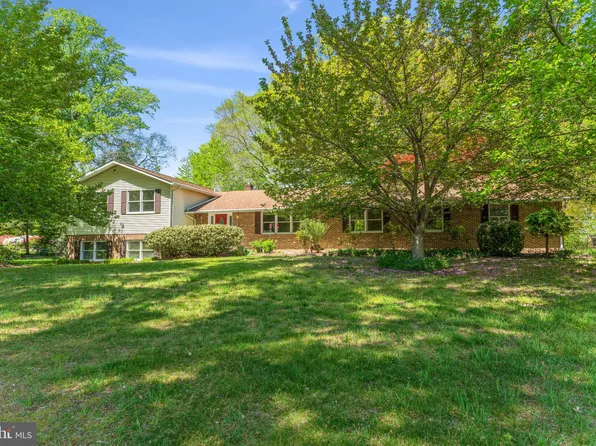 12730 Springfield Ct, Dunkirk, MD 20754