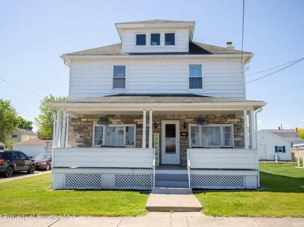 801 W Grove St, Taylor, PA 18517