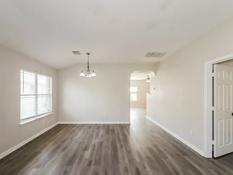 6227 Channelbrook Ln — Photo 7