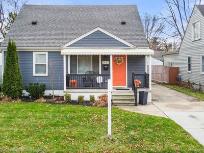 8460 Helen St, Center Line, MI, 48015