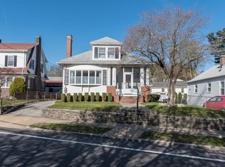 138 Gentian Ave, Providence, RI 02908