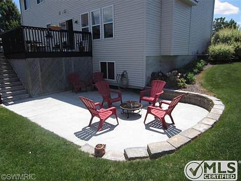 3rd image of 1415 Stoney Lake Dr