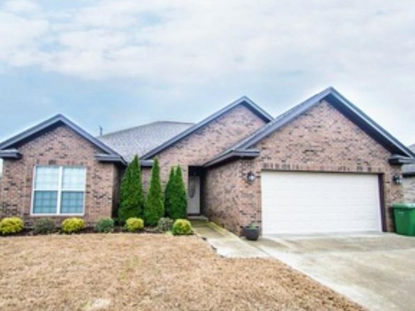 101 Windsor Dr