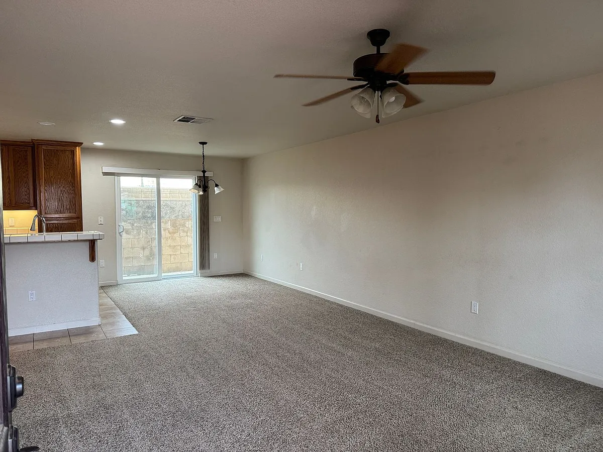 Building Photo - 750 Odilia Ct