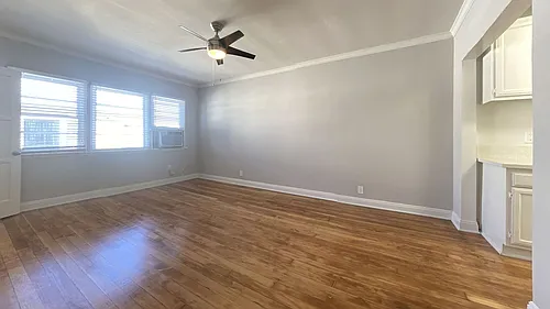 3605 W Adams Blvd #4 Photo 1