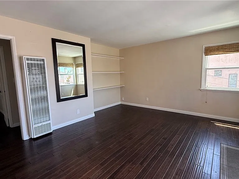 612.5 Narcissus Ave — Photo 5