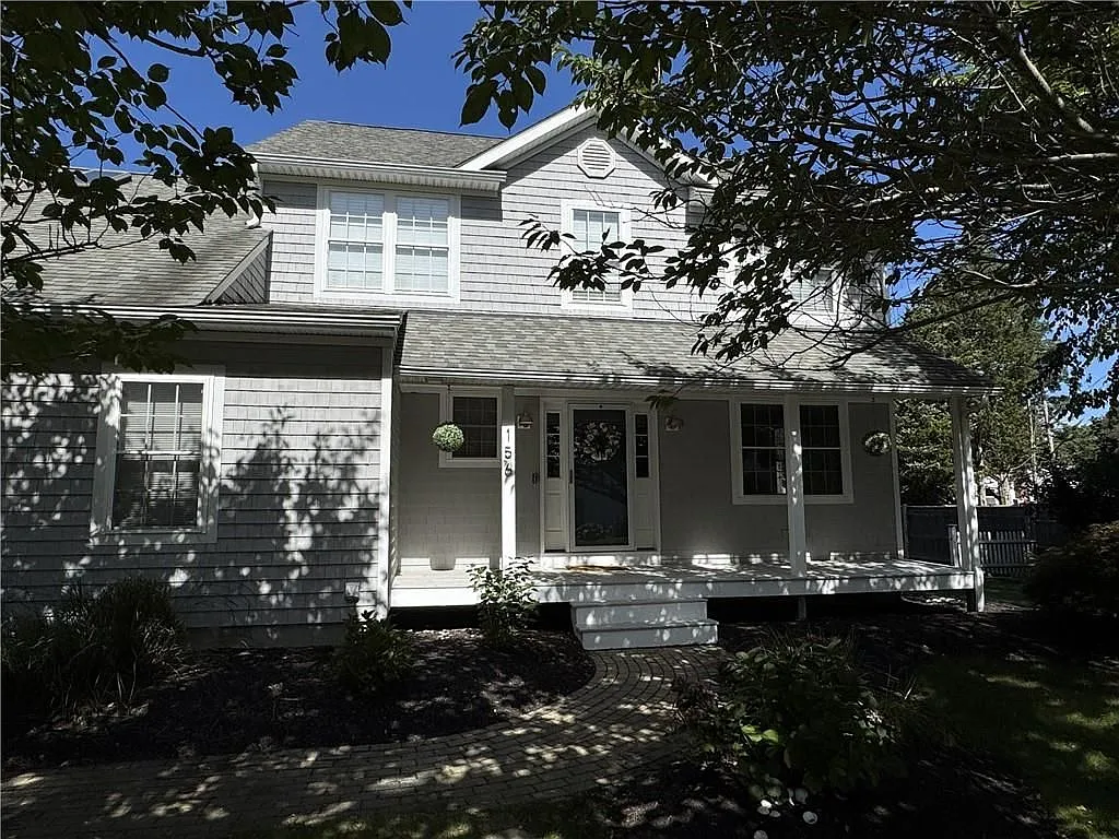 3 bed, 2.0 bath, 2116 sqft, $3,500 — Photo 1