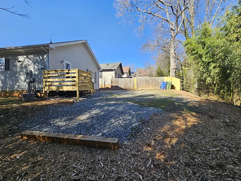 138 Clingman Ave — Photo 52