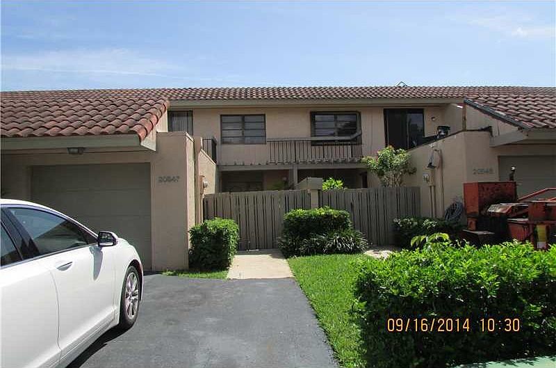 1st image of 20547 NE 6th Ct