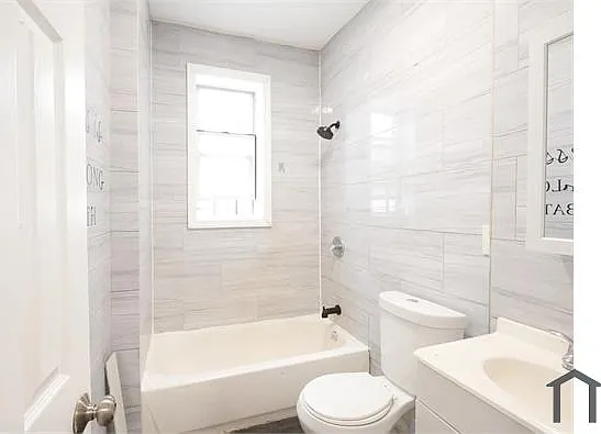 717 E 242nd St #1R — Photo 2