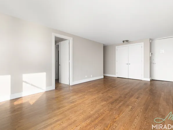 330 East 39th Street image 14 of 21