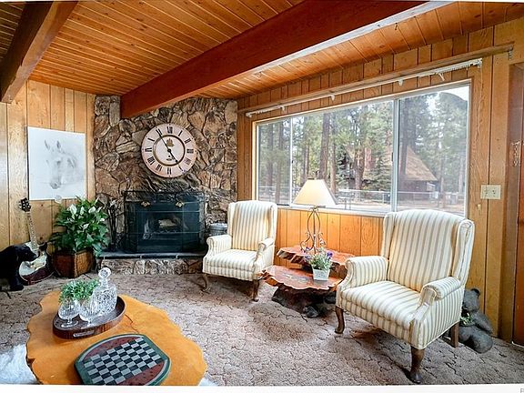 5th image of 1036 W Robin Hood Blvd