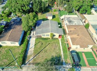 617 E 45th St, Hialeah, FL 33013