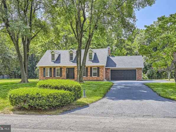 719 Lee Ave, Sykesville, MD 21784