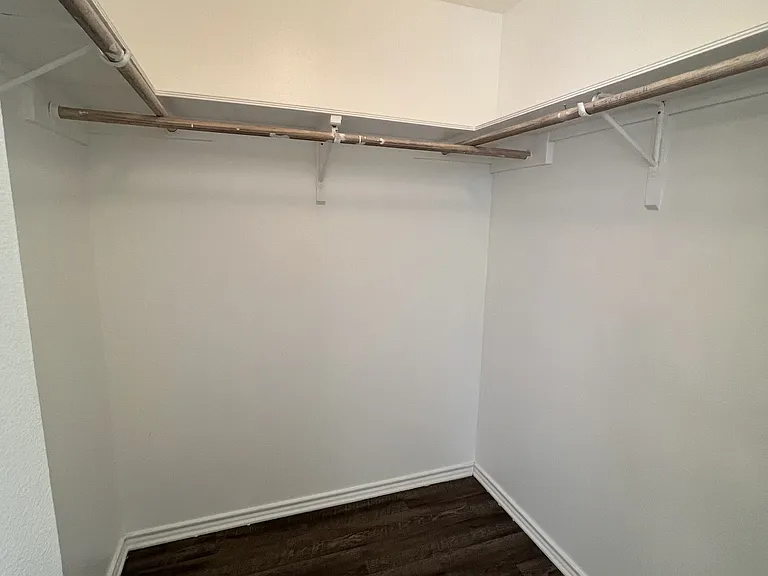 5904 Creekway St — Photo 15