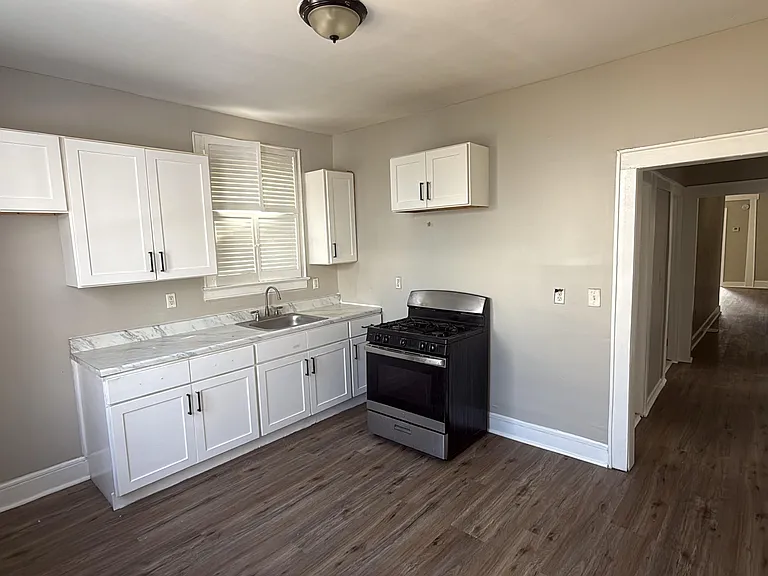 203 Renner Ave #1 — Photo 1