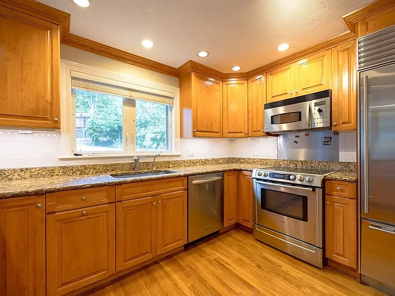 6 Peach Tree Ln #6 — Photo 11