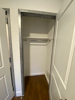 Rented by Safdie Realty Group | media 31