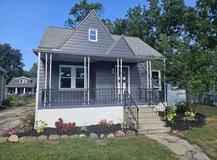 1414 Garfield Ave, Bay City, MI 48708