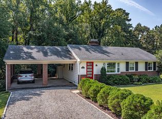 233 Firehouse Rd, Burgess, VA 22432