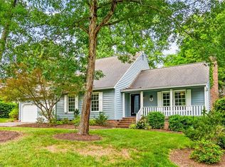 318 Fieldstone Dr, Burlington, NC 27215