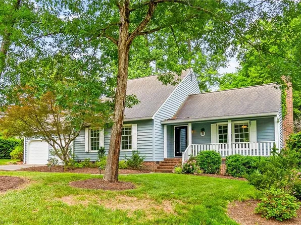 318 Fieldstone Dr, Burlington, NC 27215