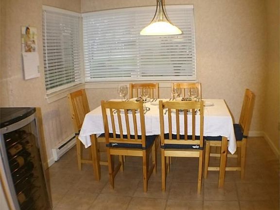 4th image of 10122 NE 115th Ln