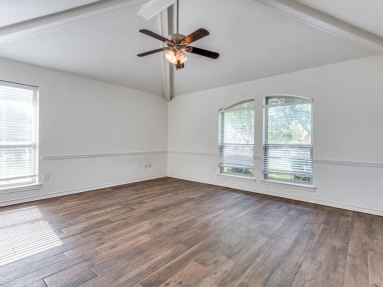 6731 Crestland Ave — Photo 7
