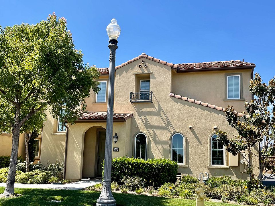 1st image of 2417 Bruin Pl