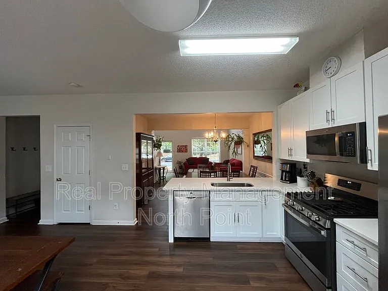 5305 Falling Water Ter — Photo 9