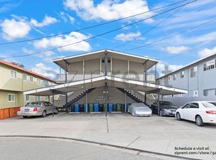 138 Village Ct APT 4, Walnut Creek, CA 94596