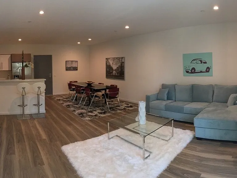4600 Coldwater Canyon Ave #201 — Photo 9