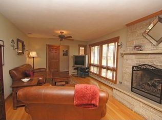 626 Lincoln Ave, Lake Bluff, IL