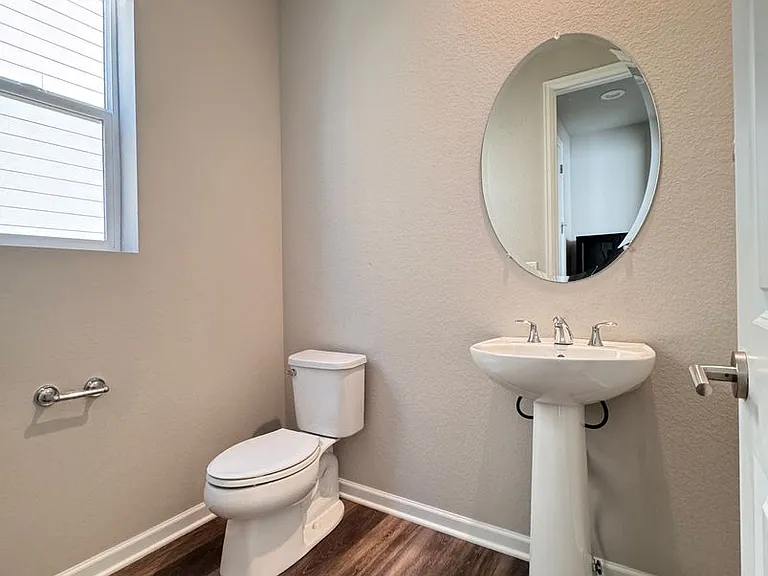 5043 Oakley Dr — Photo 8