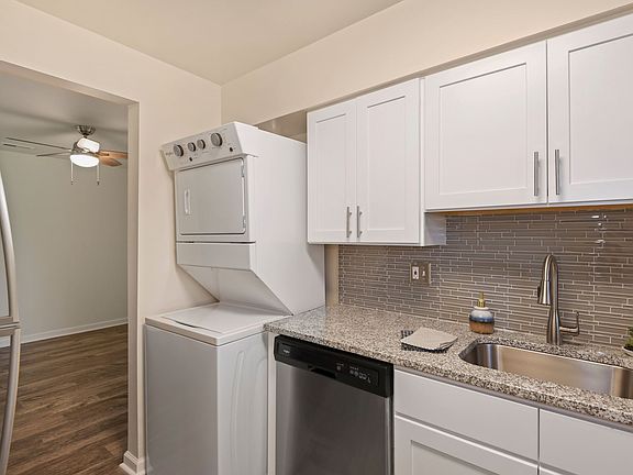 2nd image of 469 Glen Mar Rd APT A3