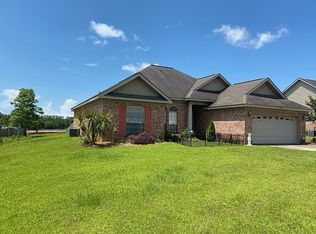 16426 Edgewater Cir, Loxley, AL 36551