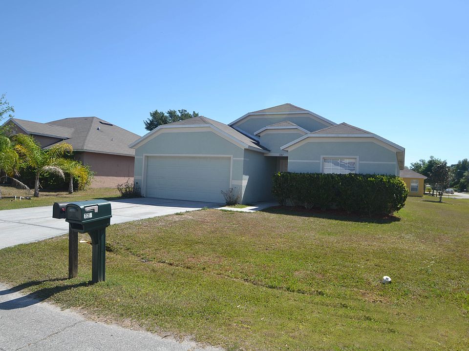 1st image of 727 Versailles Ln