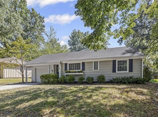3119 W 72nd Ter, Prairie Village, KS 66208