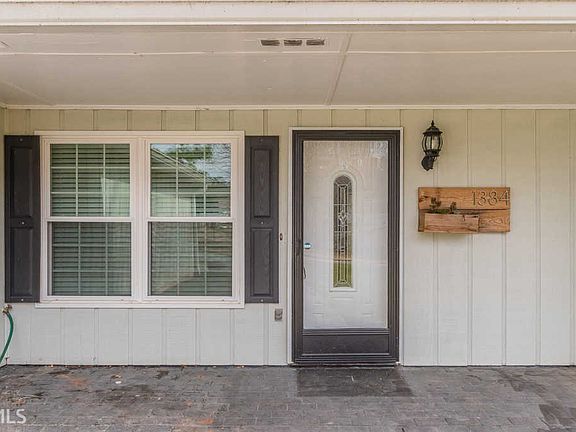 4th image of 1384 Lakemont Dr