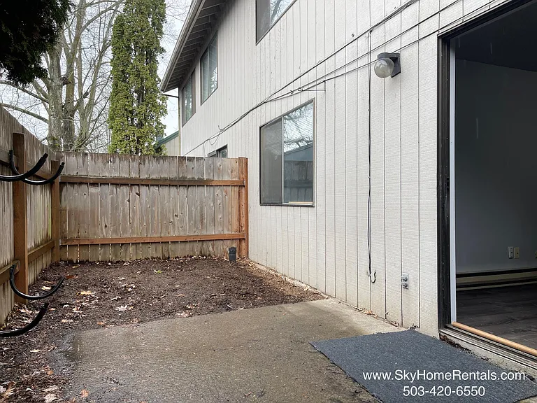 1238 Dorval Ave NW — Photo 16